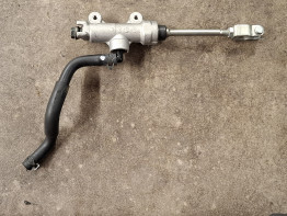 Bremszylinder hinten Suzuki DL 1050 V Strom XT