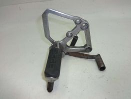 Fussrastetrager vorne rechts Honda CBR 600 F