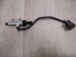 Rempomp achter Ducati Streetfighter V4