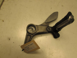 Fussrastetrager vorne links Honda VTR 1000 F