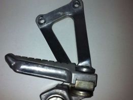 Soziusfussraste rechts Kawasaki ZXR 750