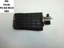 Voetsteun links Honda PC 800