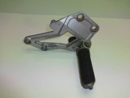 Fussrastetrager vorne rechts Kawasaki GPX 750