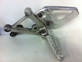 Schetsplaat links Aprilia RSV 1000