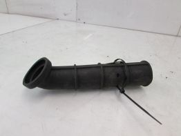 Air intake center Triumph 1200 Daytona