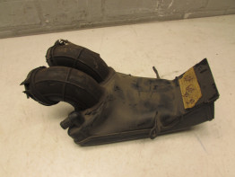 Lufteinlass mitte Honda CBR 600 F