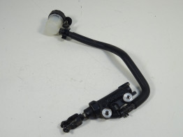 Rempomp achter Yamaha MT 09