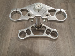 T stuk + kroonplaat Harley Davidson VROD VRSC