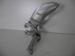Main step holder left Suzuki GSX R 1000