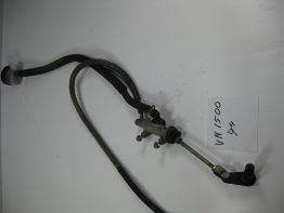 Rempomp achter Kawasaki VN 1500