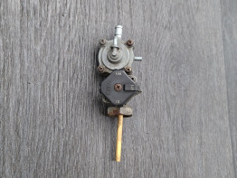 Benzinhahn Honda VF 700 750 S Sabre