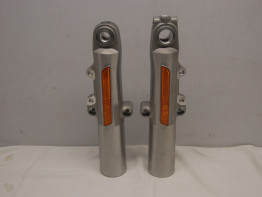 Voorpoot buiten Harley Davidson Touring