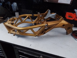 Frame - onderdelen Aprilia Shiver 750