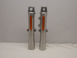 Fork pipe outside Harley Davidson Softtail