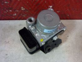 ABS pomp Kawasaki Z 800