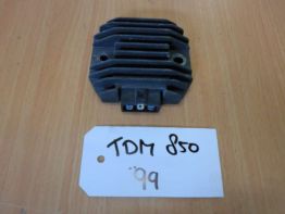 Spanningsregelaar Yamaha TDM