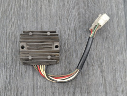 Regulator rectifier Yamaha YX 600 Radian