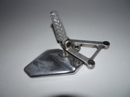 Main step holder left Aprilia Tuono 1000