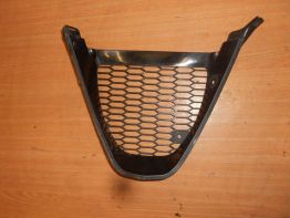 Cowl V shape under Suzuki GSX R 1000