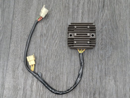 Spanningsregelaar Honda VT 700 750