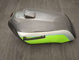Benzintank Kawasaki GPZ 550