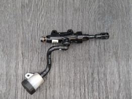 Rempomp achter Aprilia RS 457