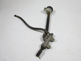 Rempomp achter Kawasaki ZX 9 R