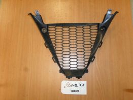 Cowl V shape under Suzuki GSX R 1000