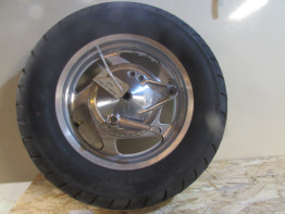 Felge vorne Honda VF 750 C Magna