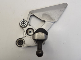 Main step holder left Yamaha FZ6