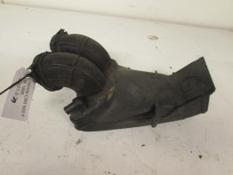 Lufteinlass mitte Honda CBR 600 F