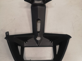 Cowl V shape under Aprilia RST 1000 Futura