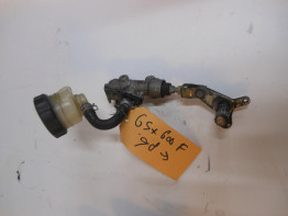 Rempomp achter Suzuki GSX F 600