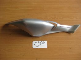 Rechter achterkant MV Agusta 910 Brutale