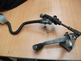 Schetsplaat links Yamaha FZR 600