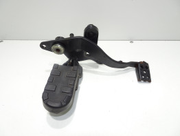 Fussrastetrager vorne rechts Triumph Tiger 900