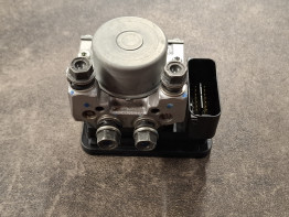 ABS pomp Kawasaki Z 800