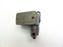 Front brake master cylinder Suzuki VX 800