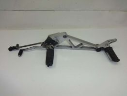 Fussrastetrager vorne links Honda VF 1000 F