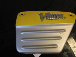Cowl right small Yamaha V max