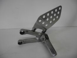 Fussrastetrager vorne links Honda CBR Fireblade