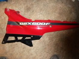 Linker achterkant Suzuki GSX F 600