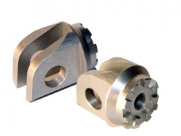 Voetsteun links Suzuki GSX R 1300 Hayabusa