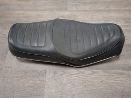 Zadel Honda CM 185 T