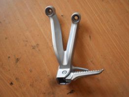 Duo voetsteun links Suzuki GSX R 750