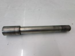 Axle front Suzuki GSX R 1000