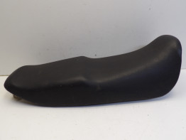 Zadel Honda VF 750 F