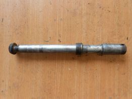 Hinterradachse Honda ST 1100 Pan European