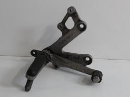 Fussrastetrager vorne rechts Honda CBR 900 RR