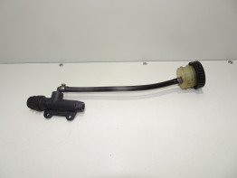 Rempomp achter BMW R 1100 GS